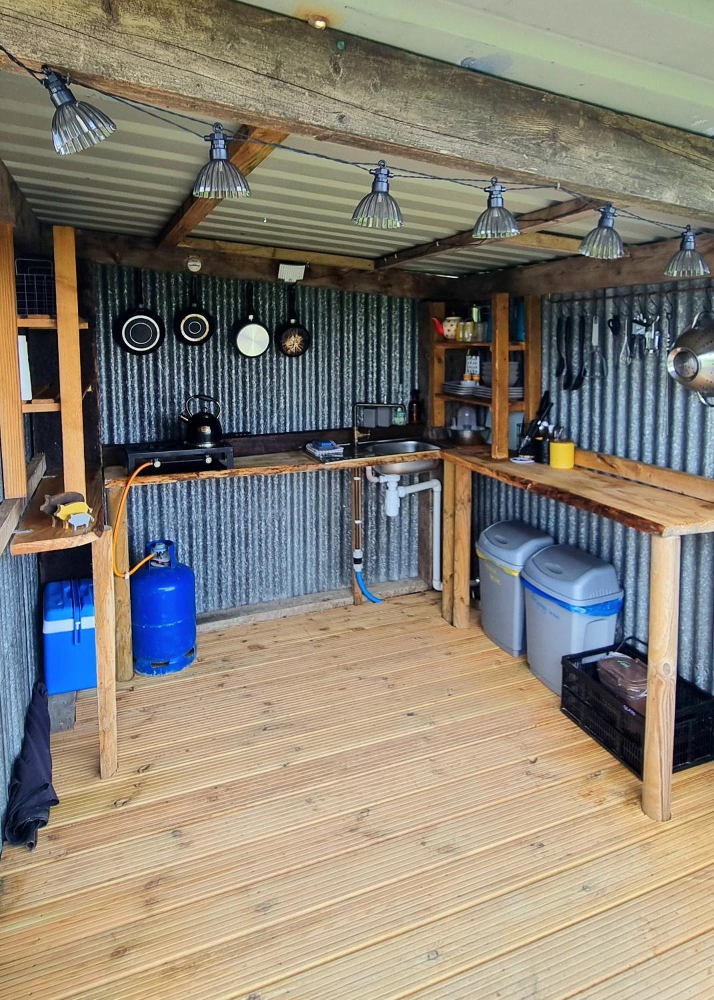 Hotel Bronfelen Yurt à Cynghordy Extérieur photo